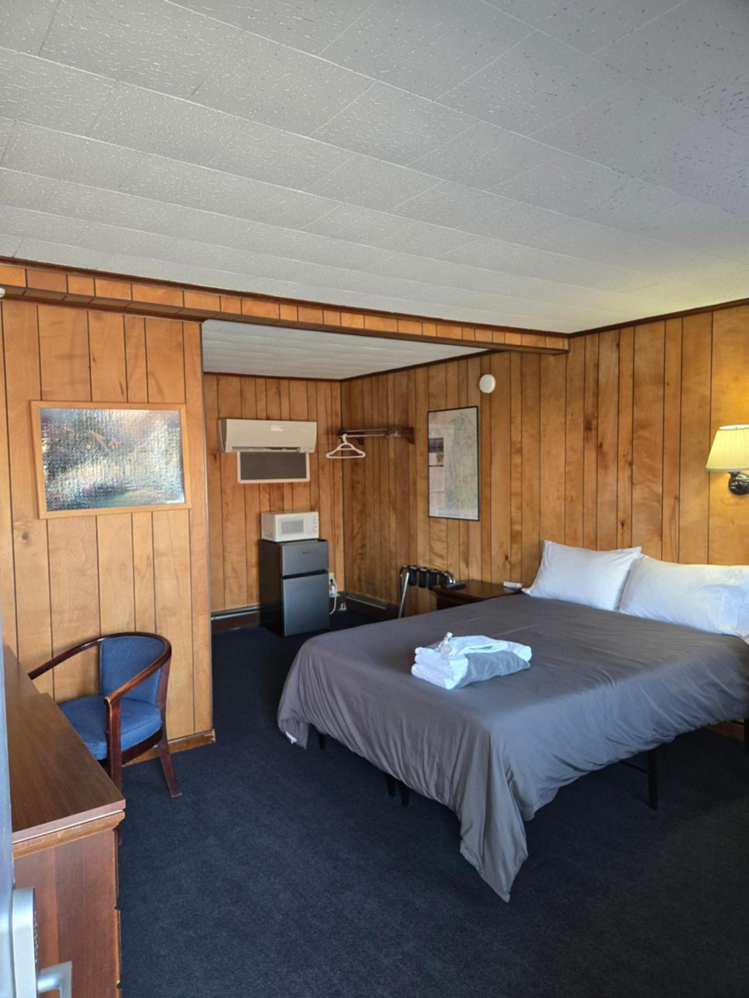 Hotel Russell's *